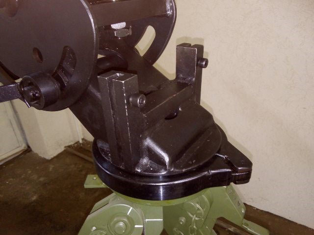 Tripods gun - allow attachment of armor plate